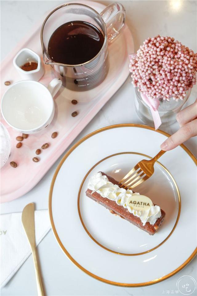 上海魔都复古咖啡(魔都首家AGATHA咖啡馆来了)(17)