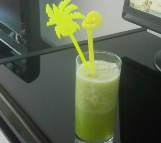 榨芹菜汁用不用煮熟,芹菜汁需要煮开吗的功效与作用图4