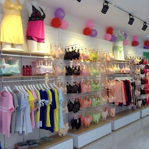 全国内衣加盟店10大品牌(开店十三年她有9家店)