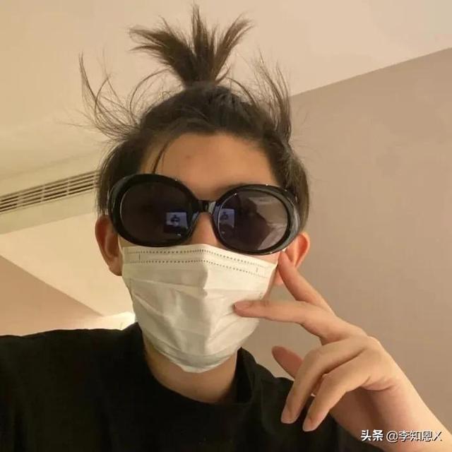 微信头像简约干净阳光（微信头像背景图）(44)