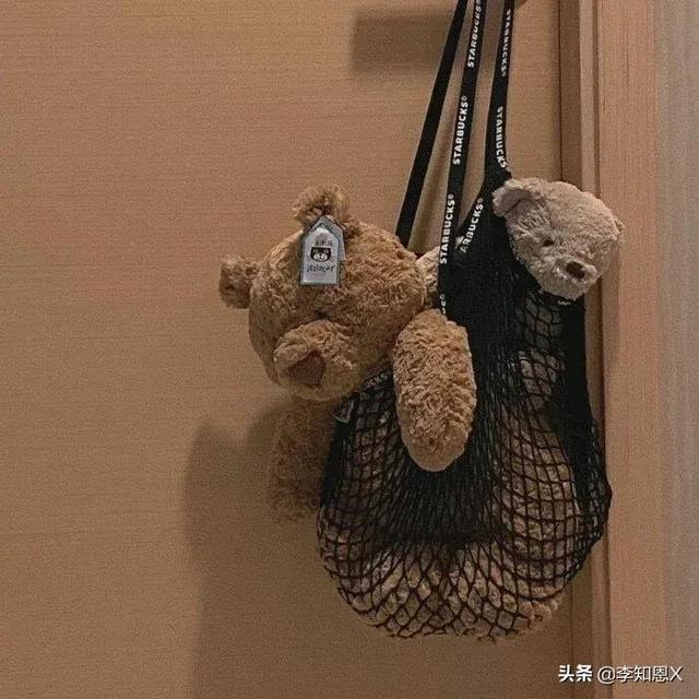 微信头像简约干净阳光（微信头像背景图）(37)