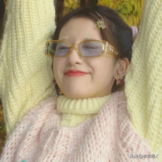 微信头像简约干净阳光（微信头像背景图）(12)