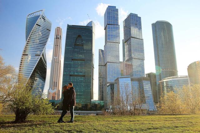 一个婚外恋男人的忠告(面对婚外的感情)(3)