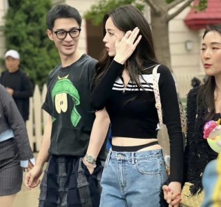 ​娜扎裤子惹争议，网友吐槽像“内裤”，本人霸气回应！