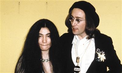 约翰列侬小野洋子经典照 谁将演绎列侬与小野洋子的爱情(2)
