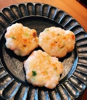 虾饼用什么粉炸才脆皮,虾饼怎么做呀图11