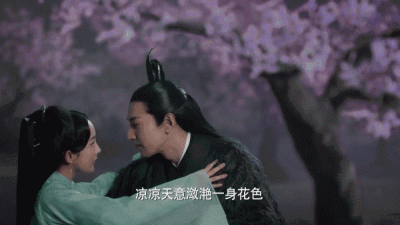 ​杨幂成为雅诗兰黛代言人！说起来比唐嫣还厉害？
