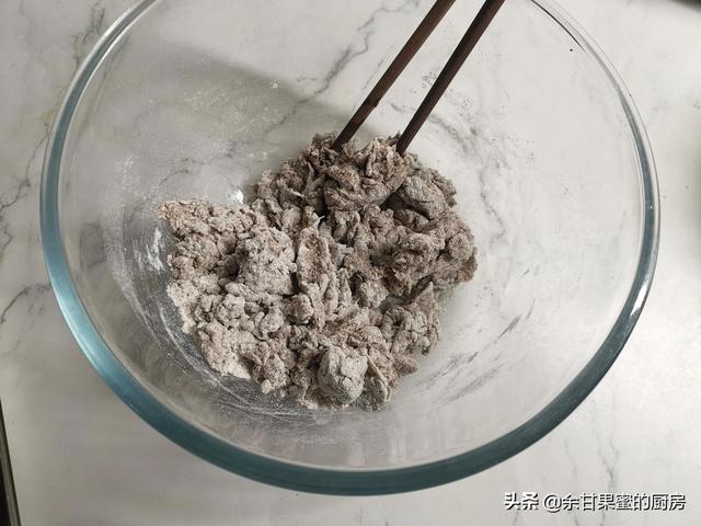 家常炖羊肉怎么做好吃又香（菜肴主食连锅上桌）(4)