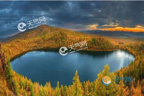 3、呼伦贝尔10月天气比较稳定，温度也比较低；