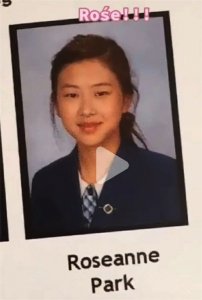 ​朴彩英学生时期照片(朴彩英学生时期的青涩旧照在网上曝光)