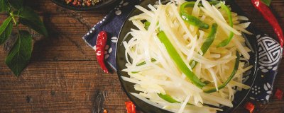 ​土豆不宜存放在什么地方 土豆不宜存放在什么地方a干燥处b通风处c日光照射处