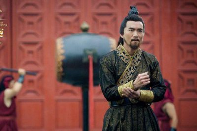 ​纣王的爹帝乙有三个儿子,为什么传位给三儿子纣王?