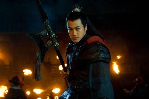 辕门射戟吕布为什么能射中