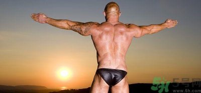 ​我16岁怎么可以让阴茎粗大？16岁如何让阴茎更粗更大？