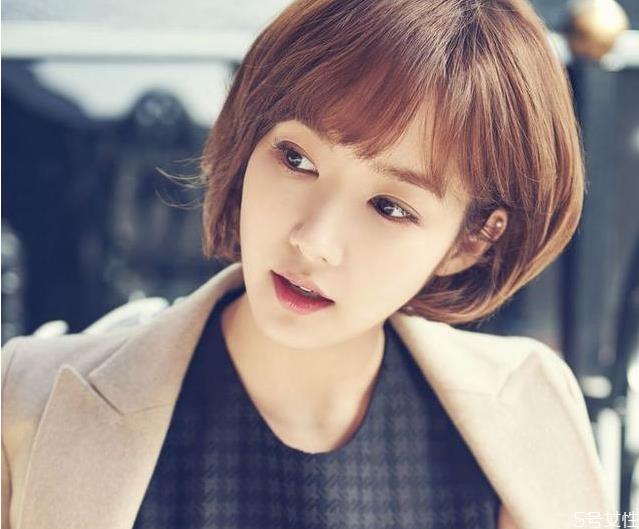 如何用刘海修饰脸型 怎样用刘海修饰大圆脸