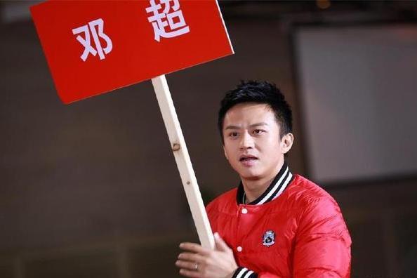 邓超发文想息影，因小花妹妹对父亲不舍，想当全职奶爸