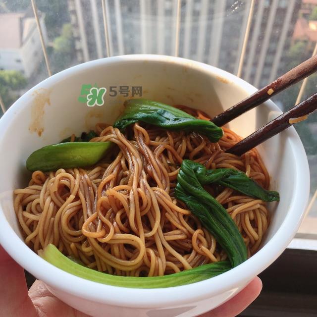 葱油拌面的做法 葱油拌面怎么做 葱油拌面的做法 葱油拌面怎么做