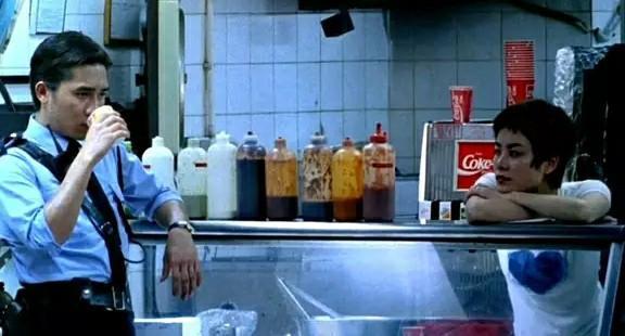 「幻乐之城」收官，王菲一口气连唱三首歌大有乾坤