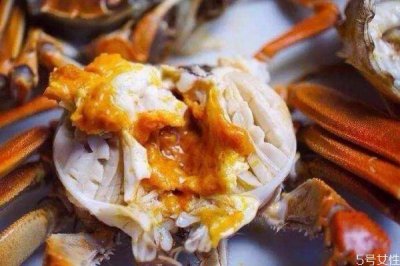 ​什么是蟹黄呢 蟹黄有什么营养价值呢