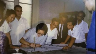 ​忆起周慧珺老师一次次策划和参与的当代“兰亭雅集”