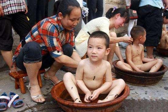 闽南习俗：晋江人避“五毒”的习俗