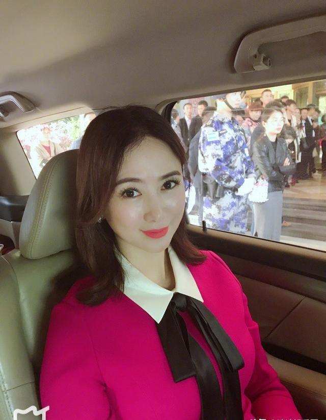 因拍三级片成名,50岁翁虹风韵犹存,网友:女神