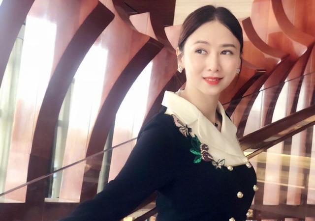 因拍三级片成名,50岁翁虹风韵犹存,网友:女神