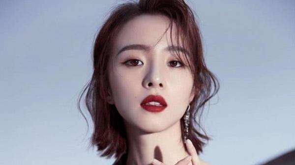 双胞胎姐妹同为复旦高材生,1个选择出国深造,而她成知名女星