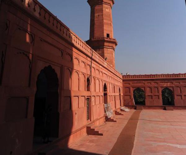 想娶一名巴基斯坦美女，需要满足3个条件，网友：看来也不容易