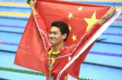 ​徐嘉余打破世界纪录，叶诗文重登领奖台
