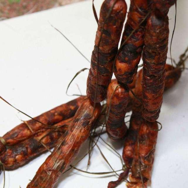 做香肠,究竟是蒸是煮?第一步就犯“忌讳”,难怪做出来又干又硬