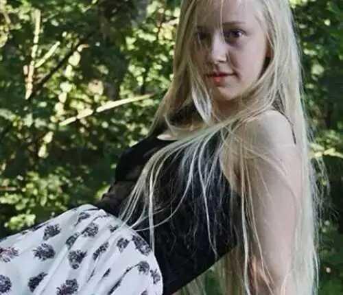 “丹麦天使”素颜似路人，妆后却变仙女！