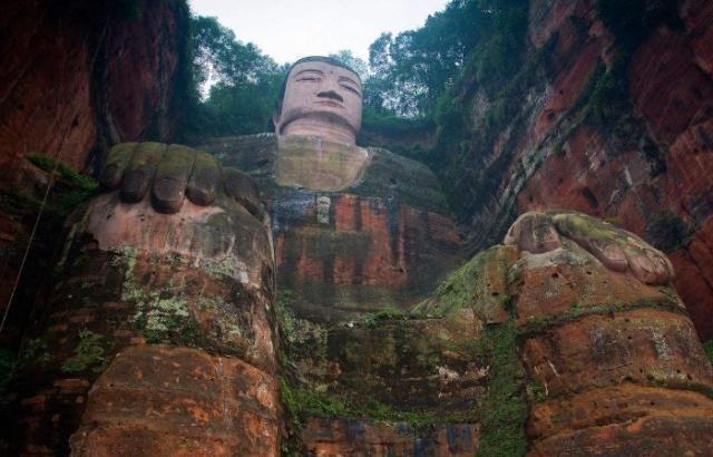 乐山大佛4次“显灵”事件,众信徒深信不疑,专家却这样说!