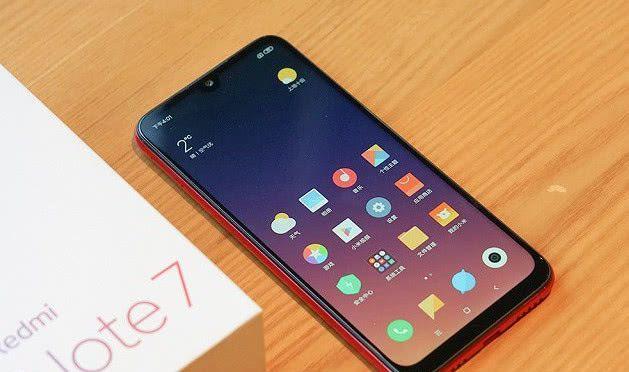雷军：我红米Note7没怕过谁！米粉：谈下使用一个星期的感受
