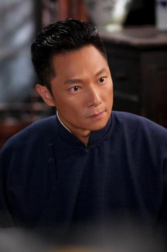 “悲情男主”谢祖武圈外老婆罕见曝光，肤白貌美不输女明星