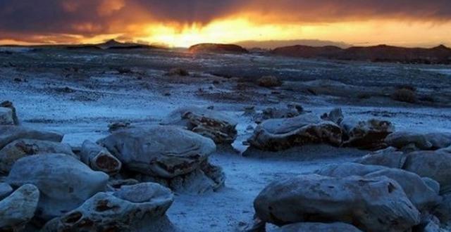 昆仑山那年到底发生了什么诡异的事？至今都要重兵把守