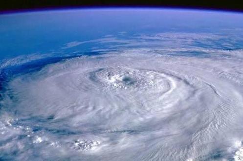 昆仑山那年到底发生了什么诡异的事？至今都要重兵把守