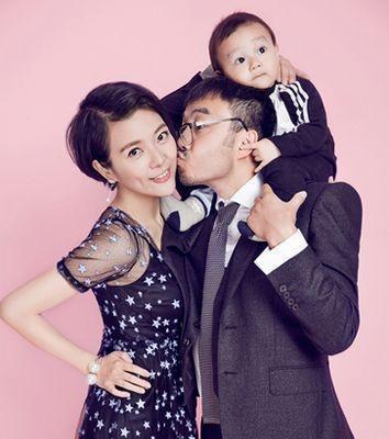 星二代户口本上的大名：嗯哼的霸气，甜馨的淑女，陈睦辰有意义