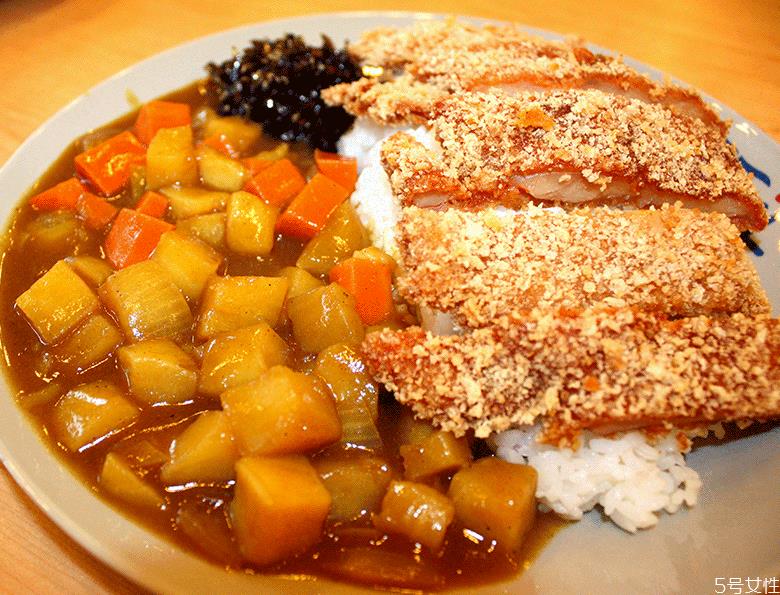 吃咖喱会胖吗 减肥期间能吃咖喱吗 吃咖喱会胖吗 减肥期间能吃咖喱吗