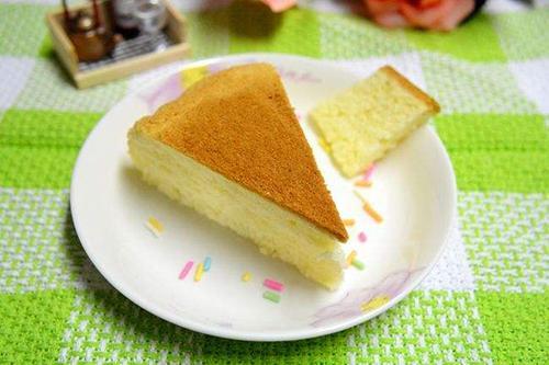 电饭煲蛋糕可以用高筋面粉吗 高筋面粉怎么做蛋糕 电饭煲蛋糕可以用高筋面粉吗 高筋面粉怎么做蛋糕