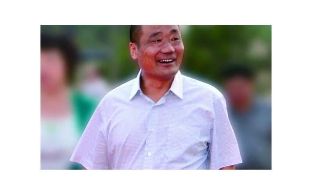 化妆必备的化妆品（化妆最基本需要购买的化妆品）