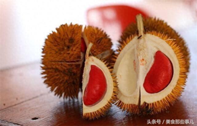 海南特产：红心榴莲，价格昂贵，长得像内脏，敢不敢咬一口！