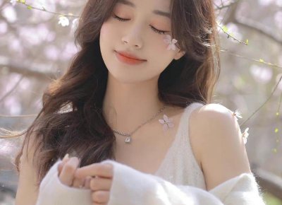 ​什么原因胸会变小 胸变得越来越小是为什么