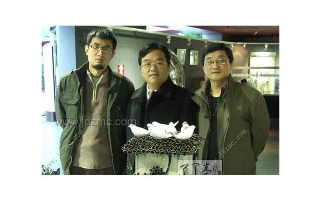 挽回前女友的7个必备实际行动，让你成功重回她的心中