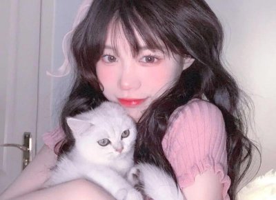​如何哄女友停止玩手机，化解吵架？