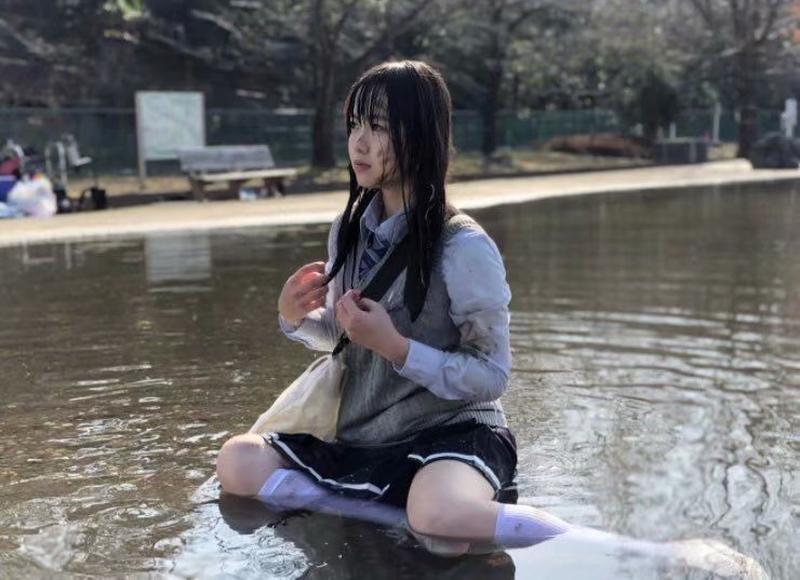  和谈了五年的初恋分手，感觉再也走不出来了