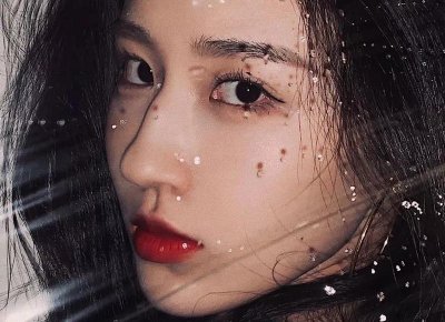​闺蜜假期接了一活，有偿答应男同事客串一次假女友