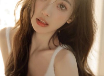 ​李思思超话，3年2娃的李思思护肤品超5000超阔绰