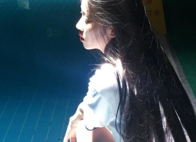 ​江西：家里吃饭客人太多，丈夫安慰妻子别上桌，反正你都不认识