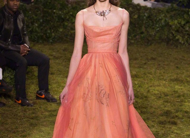 女孩来大姨妈怎么安慰 女生姨妈痛怎么安慰